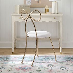 Forget-Me-Knot Bow Chair