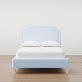 Auburn Upholstered Piped Classic Bed