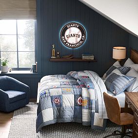 <i>MLB<sup>&trade;</sup></i> Patchwork Quilt