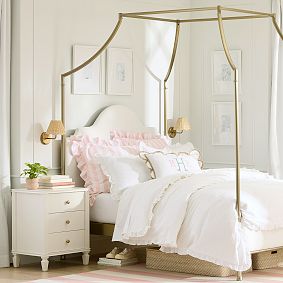 Charlotte 3-Drawer Nightstand (20.75")