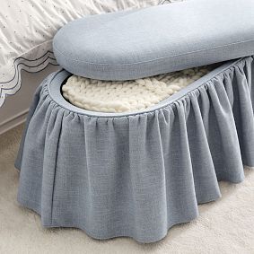 Skirted Oval Storage Bench (33.5")