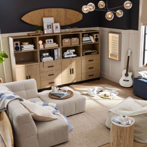 Surf's Up Lounge