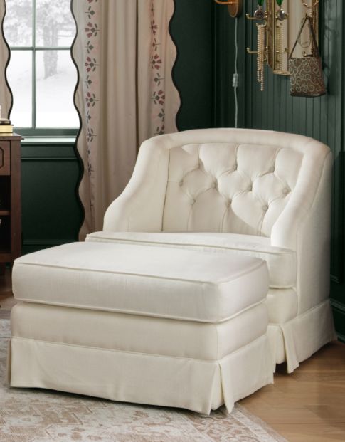Lounge &amp; Accent Chairs