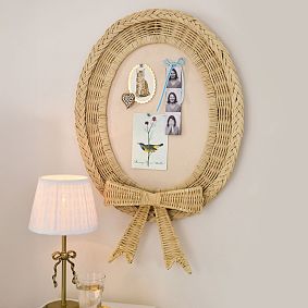 LoveShackFancy Rattan Bow Pinboard (18"x28")