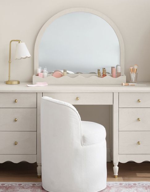 Desks &amp; Vanities