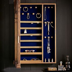 Harry Potter<sup>&trade;</sup> Mirror of Erised<sup>&trade;</sup> Jewelry Wall Cabinet (28"x45")
