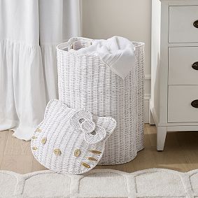 Hello Kitty<sup>&reg;</sup> Heritage Lidded Hamper (17"x28")