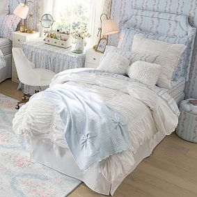 LoveShackFancy Rose Trellis Washable Rug