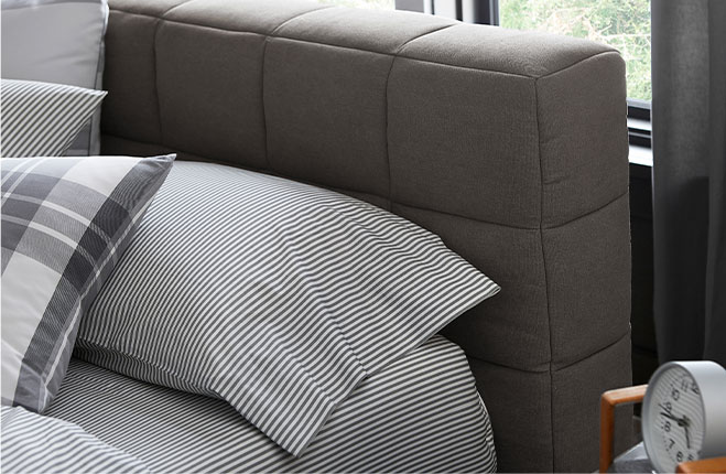 Enzyme Washed Canvas Light Gray on the Baldwin Upholstered Platform Bed